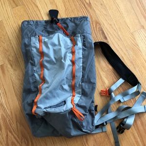 REI flash 18 lightweight hiking backpack
